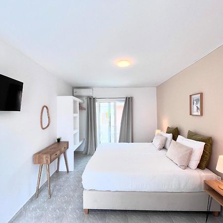 Nisea Apartments Ypsos Eksteriør bilde