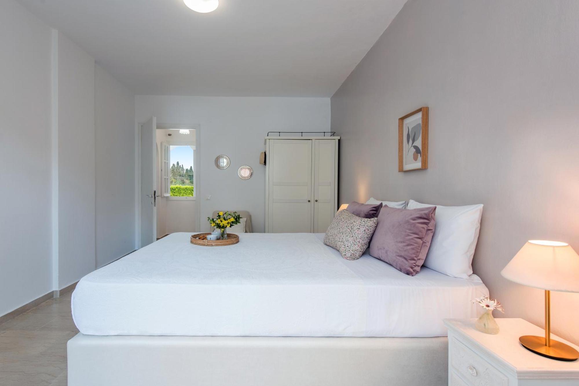Nisea Apartments Ypsos Eksteriør bilde