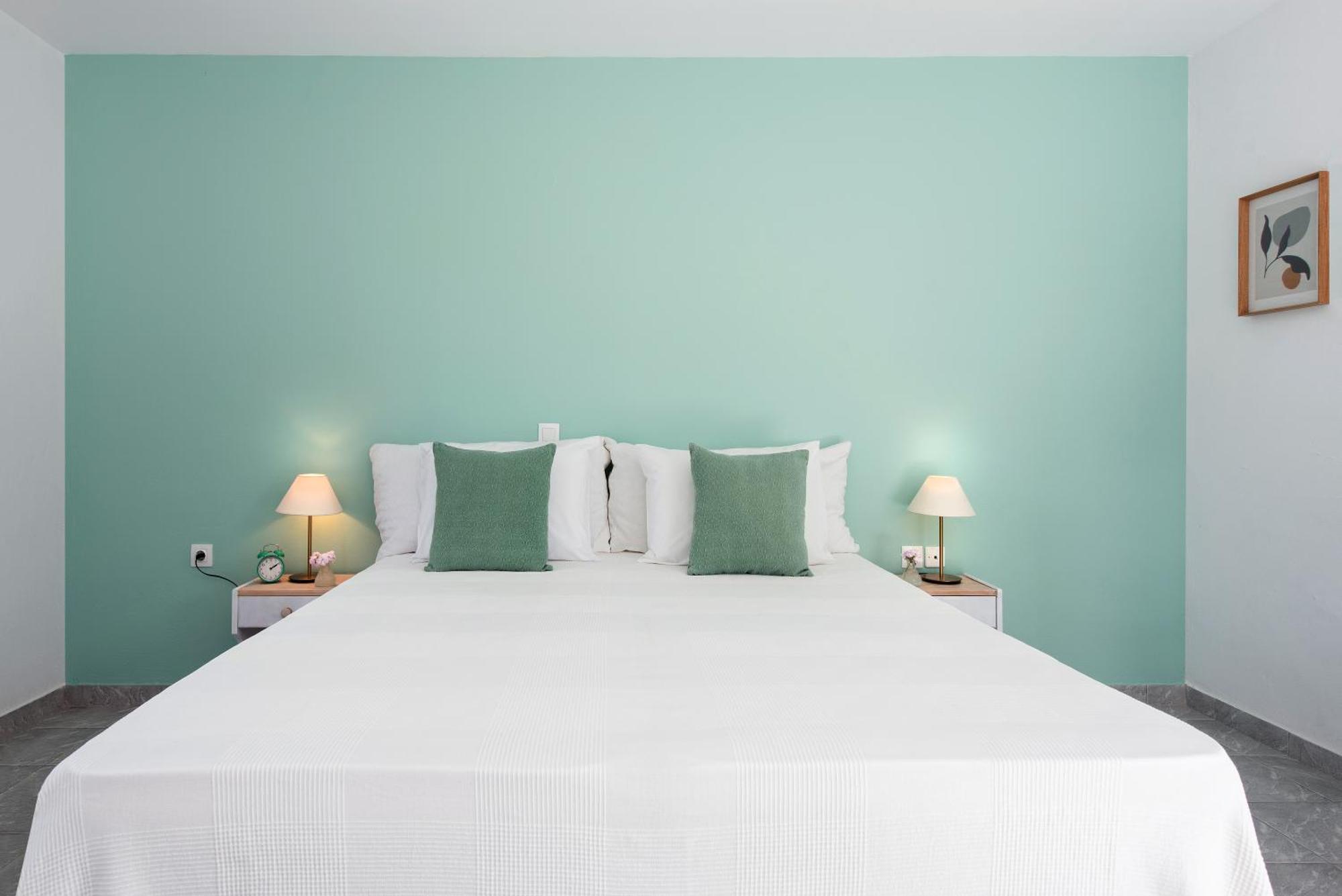 Nisea Apartments Ypsos Eksteriør bilde
