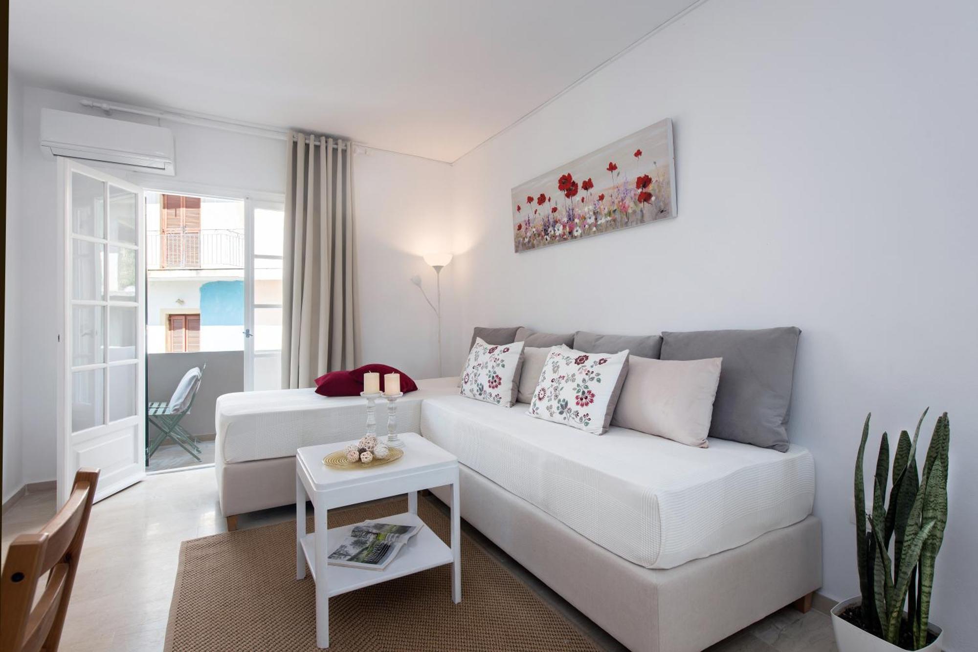 Nisea Apartments Ypsos Eksteriør bilde
