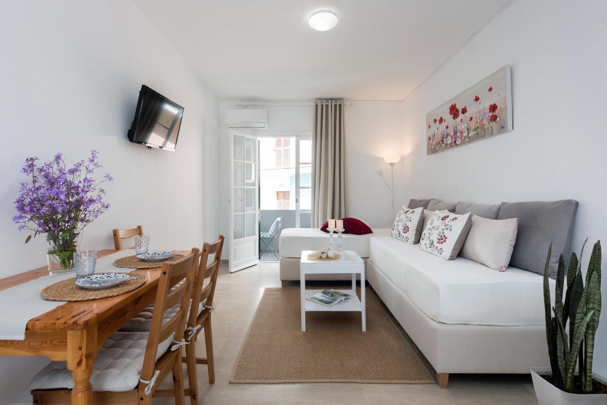 Nisea Apartments Ypsos Eksteriør bilde