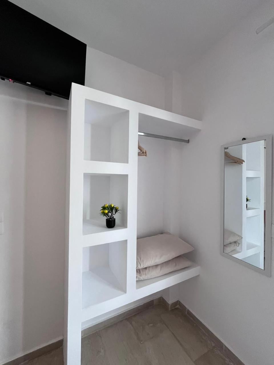 Nisea Apartments Ypsos Eksteriør bilde