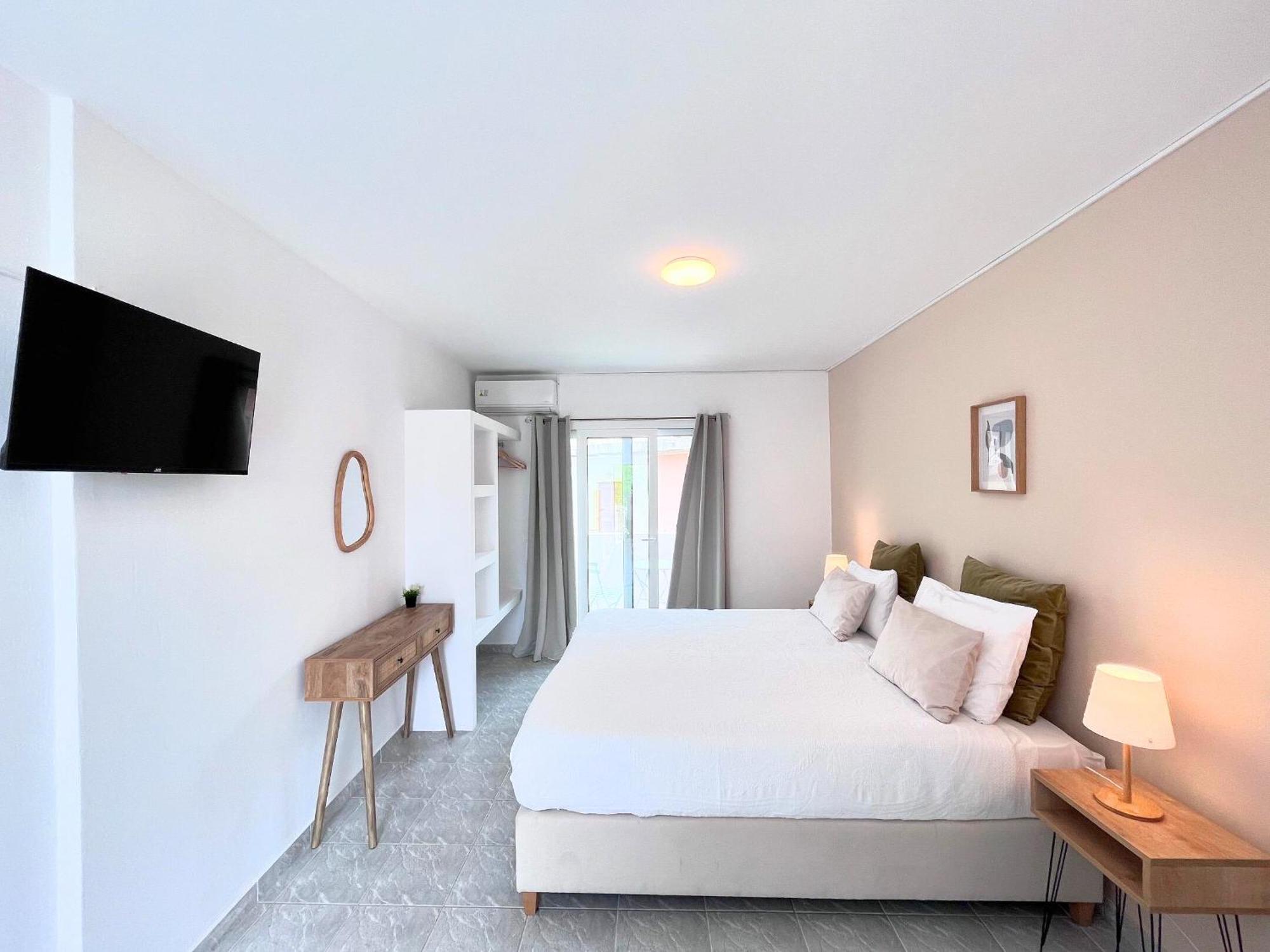 Nisea Apartments Ypsos Eksteriør bilde